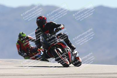 media/Oct-13-2025-Moto Forza (Mon) [[a66d839500]]/3-B Group/Session 4 (Turn 9)/